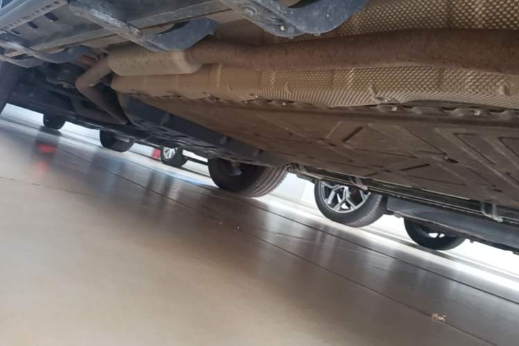 Used Deepal G318 2025 Worry-Free Adventure Edition Four-Wheel Drive Secret Realm Version Right Side Sill