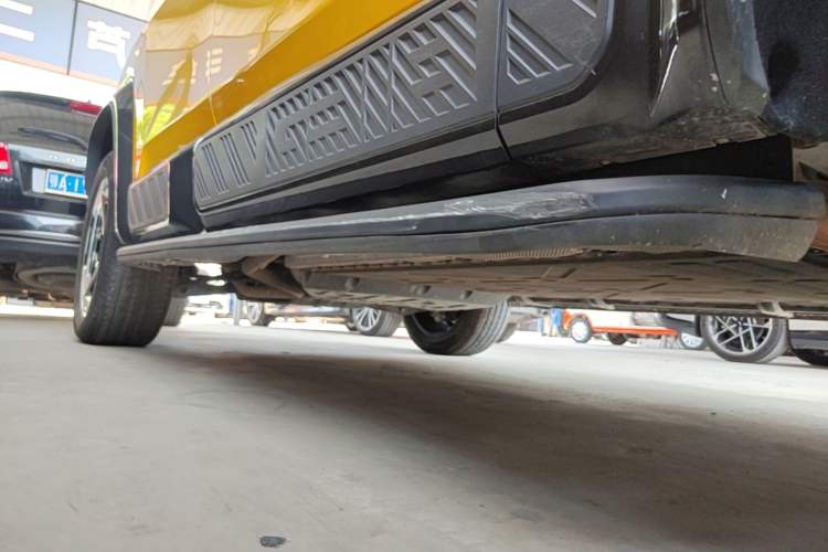 Used Deepal G318 2025 Worry-Free Adventure Edition Four-Wheel Drive Secret Realm Version Right Side Sill