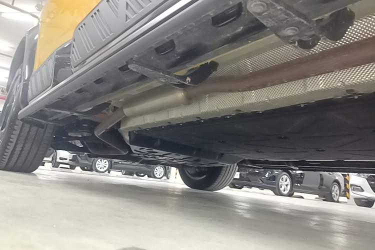 Used Deepal G318 2025 Worry-Free Adventure Edition Four-Wheel Drive Secret Realm Version Right Side Sill