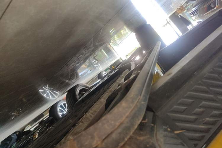 Used Deepal G318 2025 Worry-Free Adventure Edition Four-Wheel Drive Secret Realm Version Right Side Sill