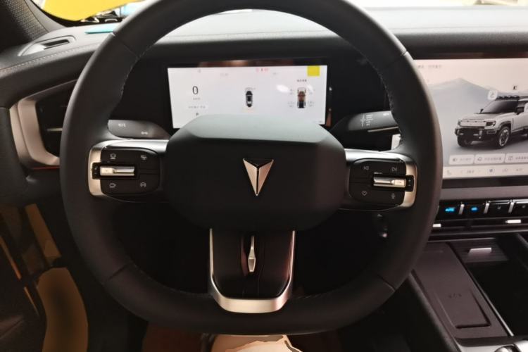 Used Deepal G318 2025 Worry-Free Adventure Edition Four-Wheel Drive Secret Realm Version Steering Wheel