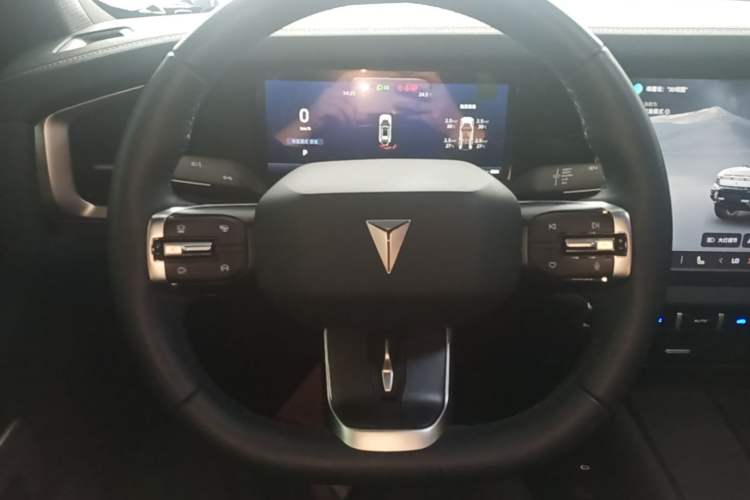 Used Deepal G318 2025 Worry-Free Adventure Edition Four-Wheel Drive Secret Realm Version Steering Wheel
