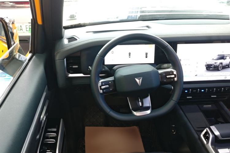 Used Deepal G318 2025 Worry-Free Adventure Edition Four-Wheel Drive Secret Realm Version Steering Wheel