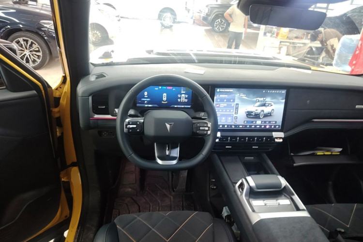 Used Deepal G318 2025 Worry-Free Adventure Edition Four-Wheel Drive Secret Realm Version Steering Wheel