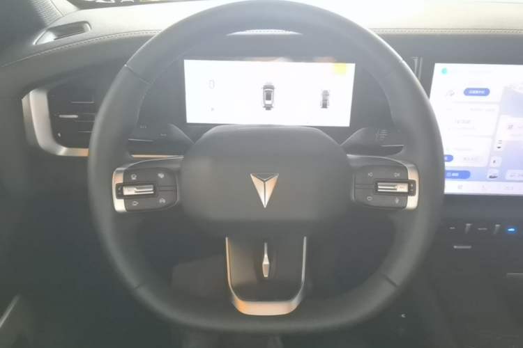 Used Deepal G318 2025 Worry-Free Adventure Edition Four-Wheel Drive Secret Realm Version Steering Wheel