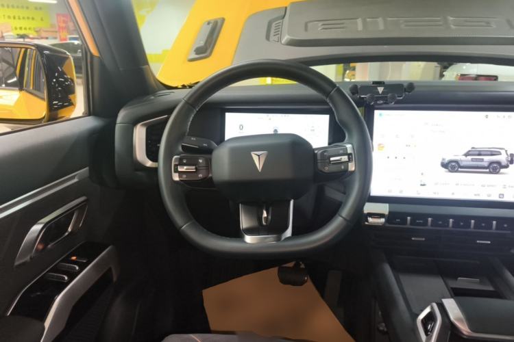 Used Deepal G318 2025 Worry-Free Cross-Country Edition Four-Wheel Drive Distant Mountains Version Steering Wheel