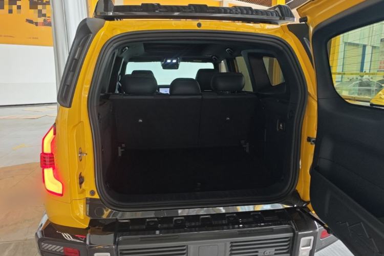 Used Deepal G318 2025 Worry-Free Adventure Edition Four-Wheel Drive Secret Realm Version Trunk