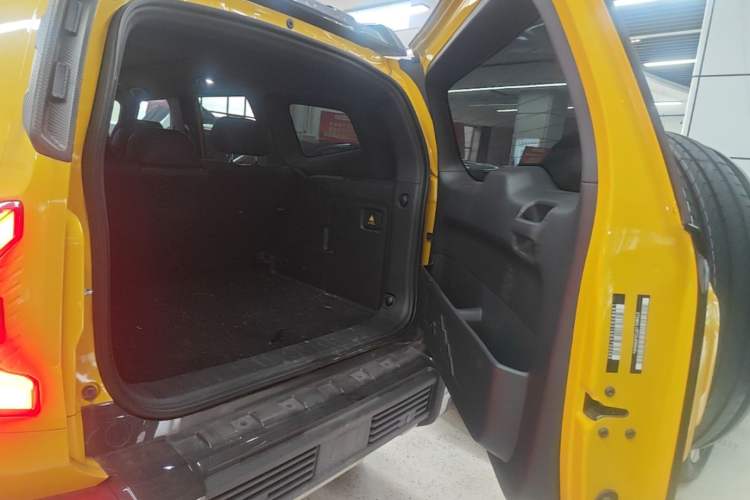 Used Deepal G318 2025 Worry-Free Adventure Edition Four-Wheel Drive Secret Realm Version Trunk