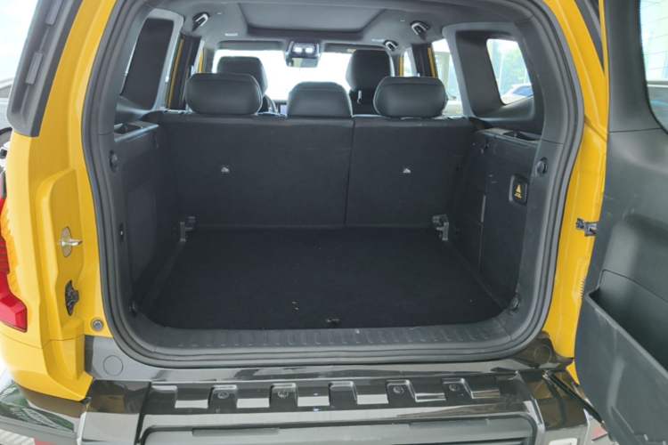 Used Deepal G318 2025 Worry-Free Adventure Edition Four-Wheel Drive Secret Realm Version Trunk