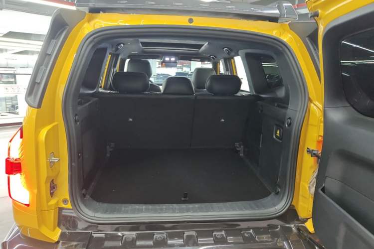 Used Deepal G318 2025 Worry-Free Adventure Edition Four-Wheel Drive Secret Realm Version Trunk