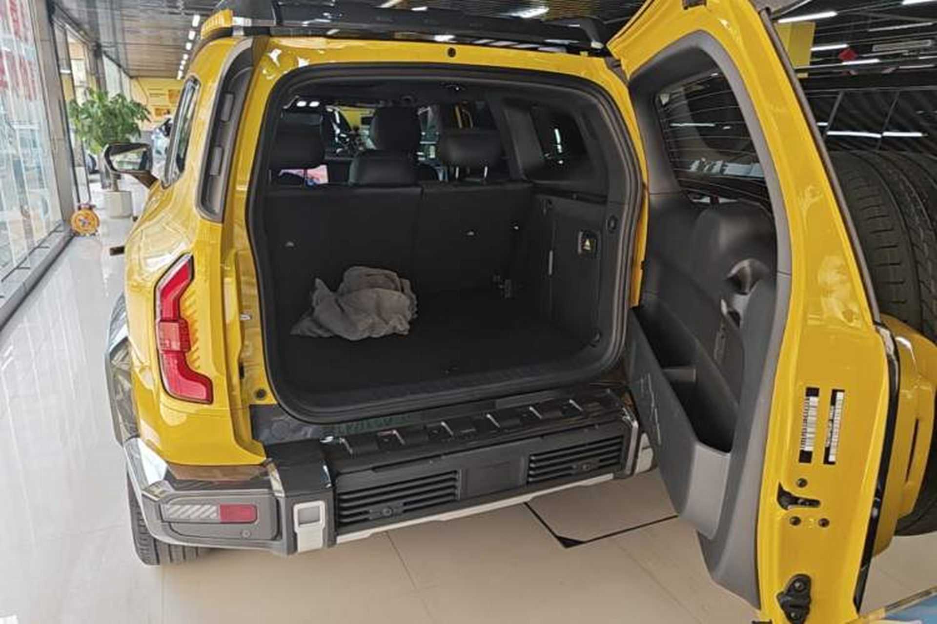Used Deepal G318 2025 Worry-Free Adventure Edition Four-Wheel Drive Secret Realm Version Trunk