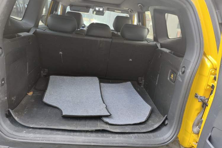 Used Deepal G318 2025 Worry-Free Adventure Edition Four-Wheel Drive Secret Realm Version Trunk