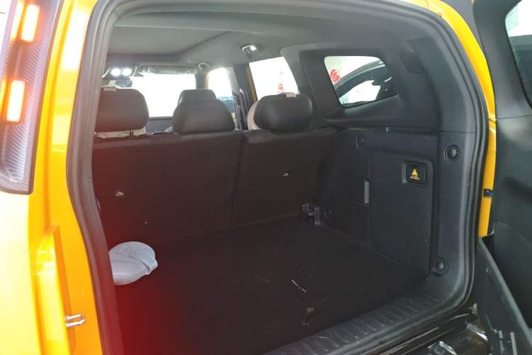 Used Deepal G318 2025 Worry-Free Adventure Edition Four-Wheel Drive Secret Realm Version Trunk