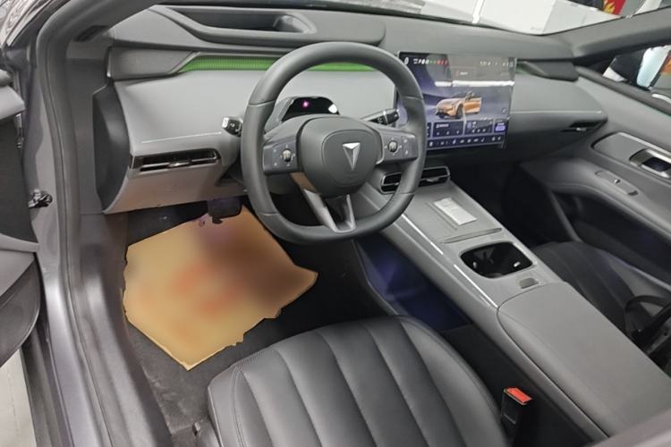 Used Deepal L06 2026 Model 560Ultra+ Laser Edition Center Console