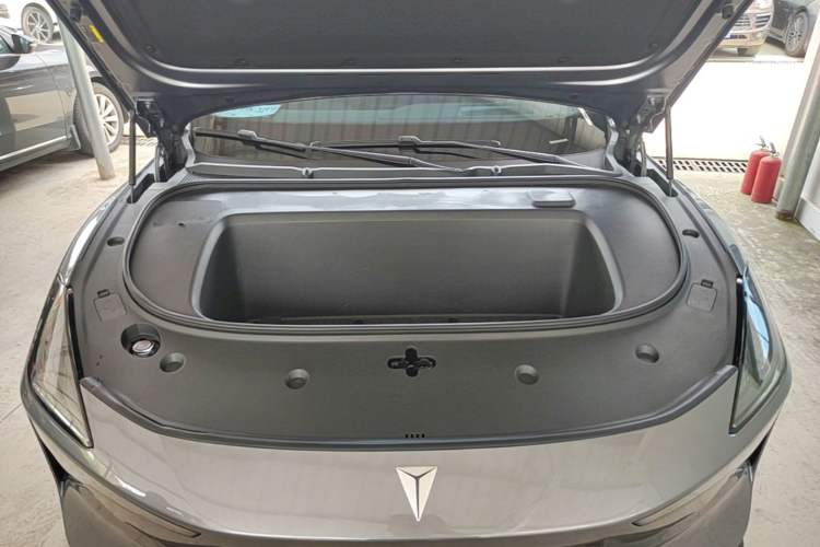 Used Deepal L06 2026 Model 560Ultra+ Laser Edition Engine Bay