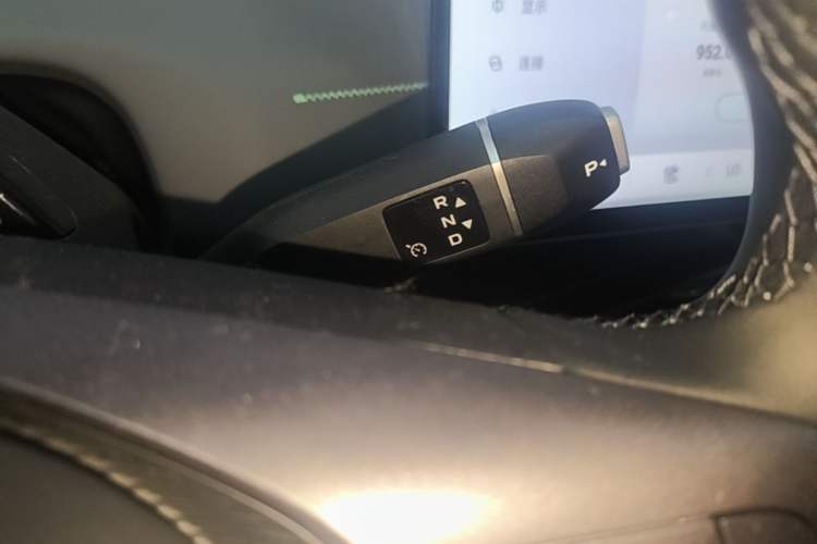Used Deepal L06 2026 Model 560Ultra Laser Edition Gear Lever