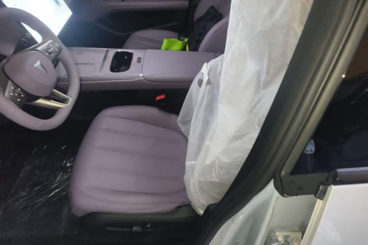 Used Deepal L06 2026 Model 560Ultra Laser Edition Left Front Seat