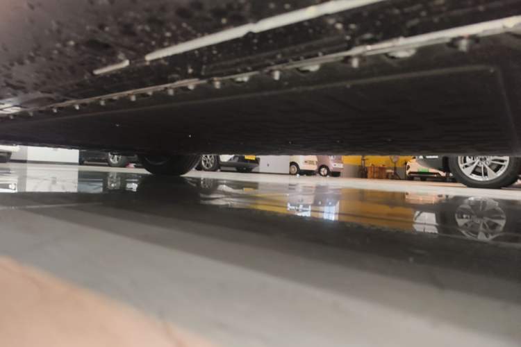 Used Deepal L06 2026 Model 560Ultra Laser Edition Left Side Sill