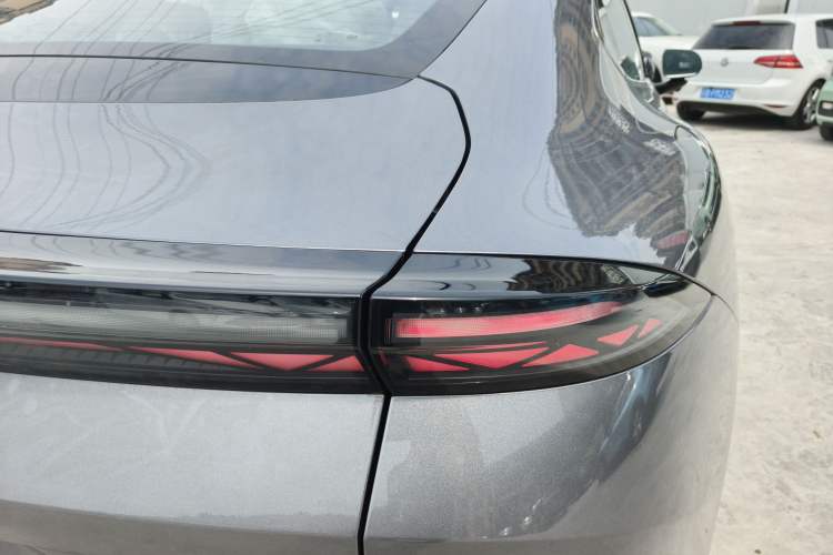 Used Deepal L06 2026 Model, 560 Max Right Rear Taillight