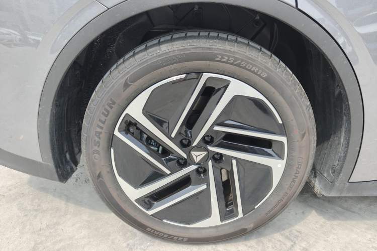 Used Deepal L06 2026 Model, 560 Max Right Rear Wheel Hub