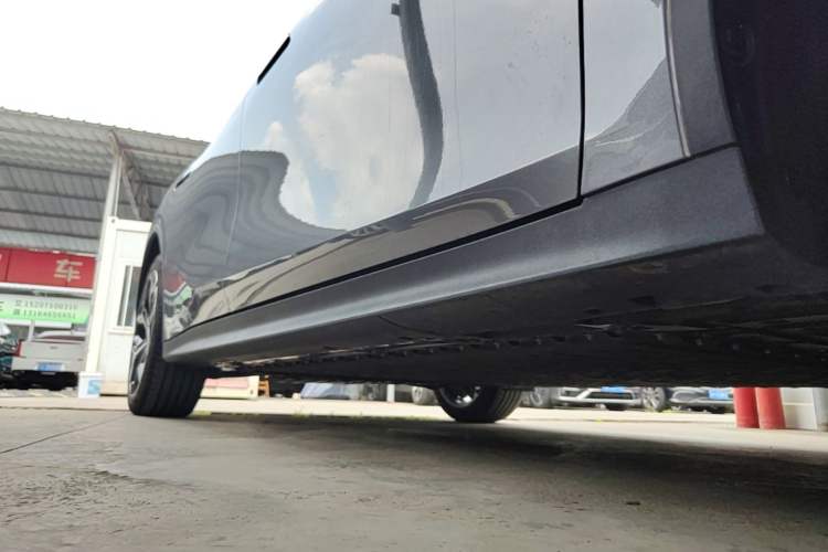 Used Deepal L06 2026 Model 560Ultra+ Laser Edition Right Side Sill