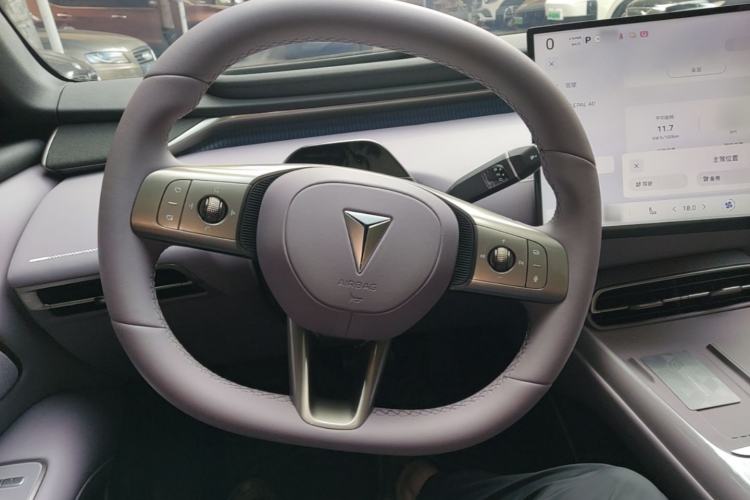 Used Deepal L06 2026 Model 560Ultra+ Laser Edition Steering Wheel