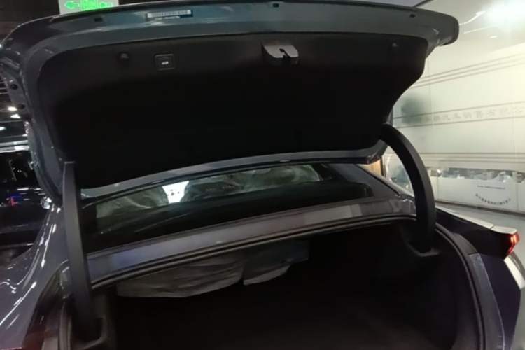 Used Deepal L06 2026 Model 560Ultra Laser Edition Trunk