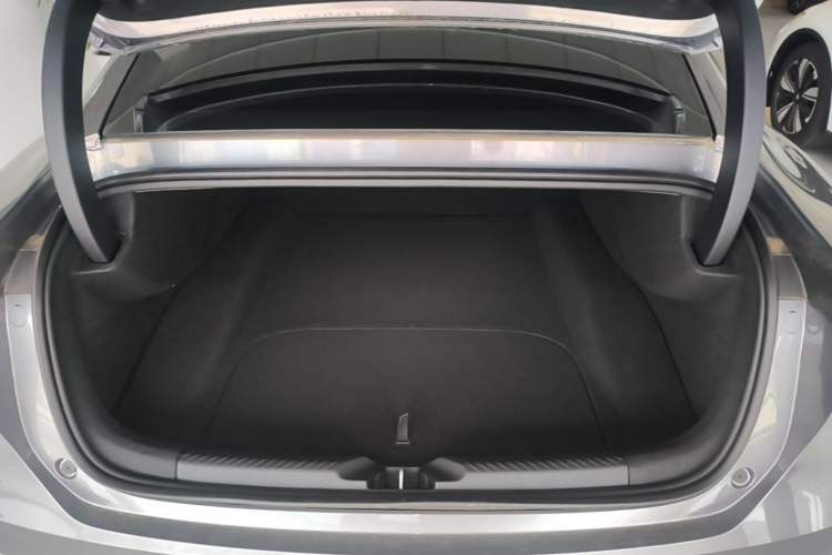 Used Deepal L06 2026 Model 560Ultra Laser Edition Trunk