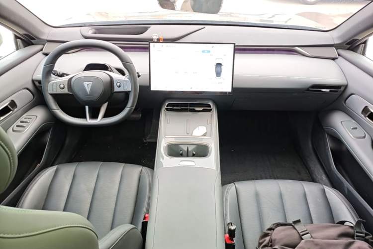 Used Deepal L06 2026 Model 560Ultra Laser Edition Center Console