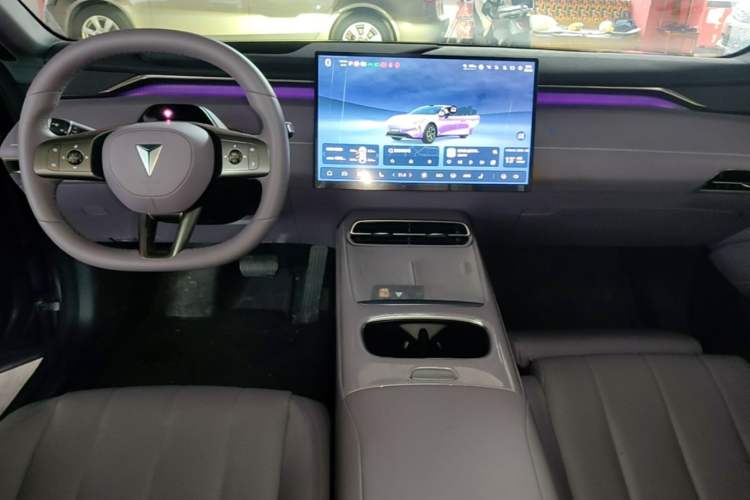 Used Deepal L06 2026 Model 560Ultra+ Laser Edition Center Console