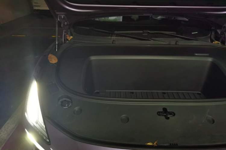 Used Deepal L06 2026 Model 560Ultra+ Laser Edition Engine Bay Right
