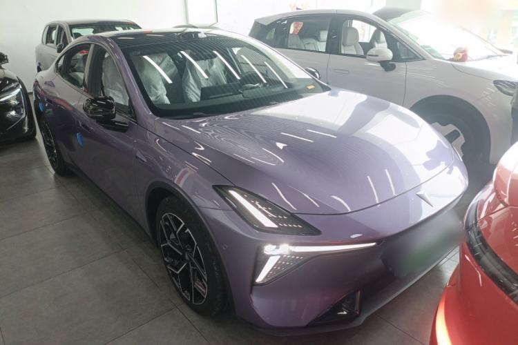 Used Deepal L06 2026 Model 560Ultra+ Laser Edition Front Right 45 Deg