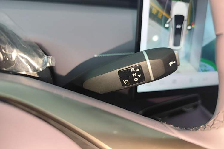 Used Deepal L06 2026 Model 560Ultra Laser Edition Gear Lever