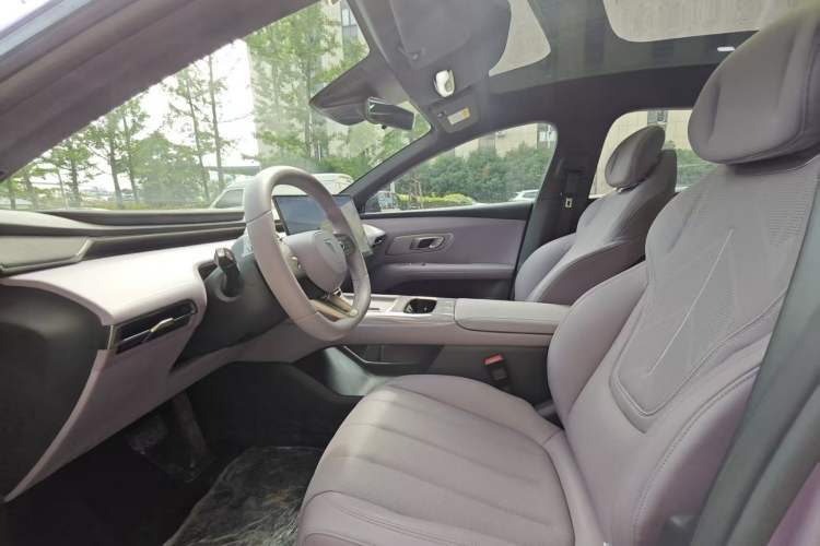 Used Deepal L06 2026 Model 560Ultra+ Laser Edition Interior 2