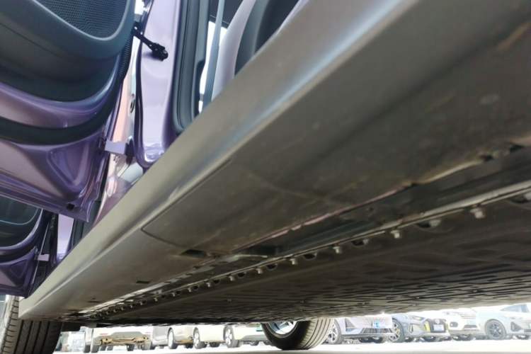 Used Deepal L06 2026 Model 560Ultra+ Laser Edition Left Side Sill