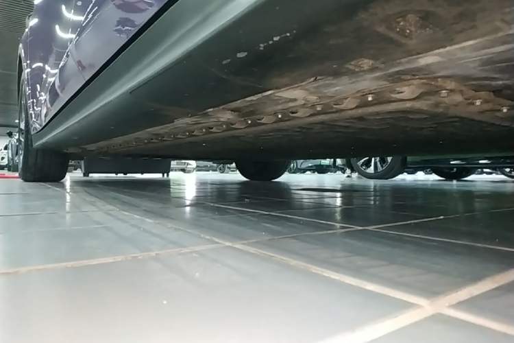 Used Deepal L06 2026 Model 560Ultra Laser Edition Left Side Sill
