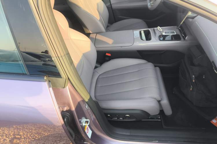 Used Deepal L06 2026 Model 560Ultra+ Laser Edition Right Front Seat