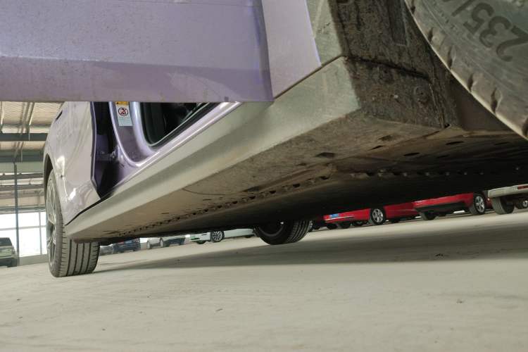 Used Deepal L06 2026 Model 560Ultra+ Laser Edition Right Side Sill