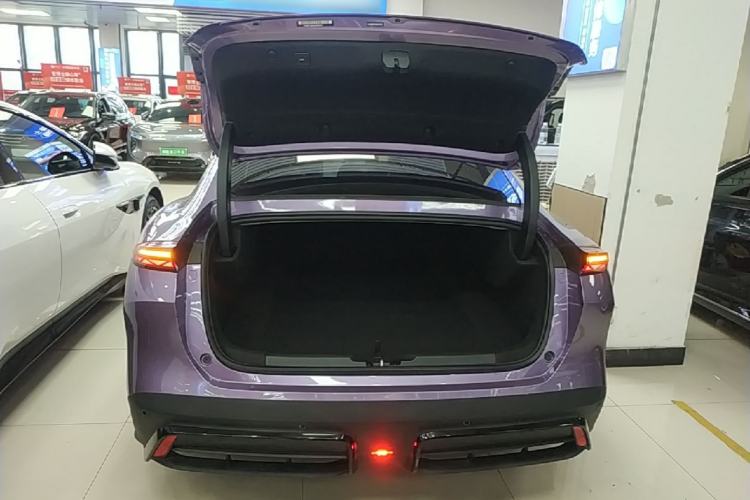 Used Deepal L06 2026 Model 560Ultra Laser Edition Trunk