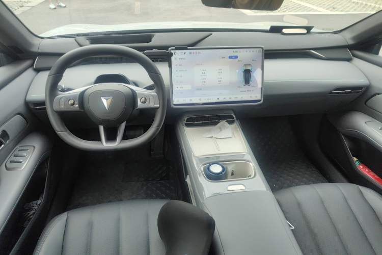 Used Deepal L06 2026 Model 560Ultra Laser Edition Center Console