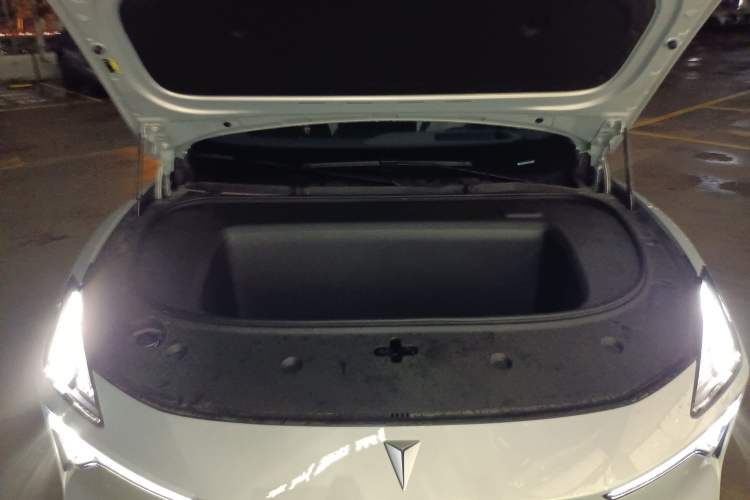 Used Deepal L06 2026 Model 560Ultra+ Laser Edition Engine Bay
