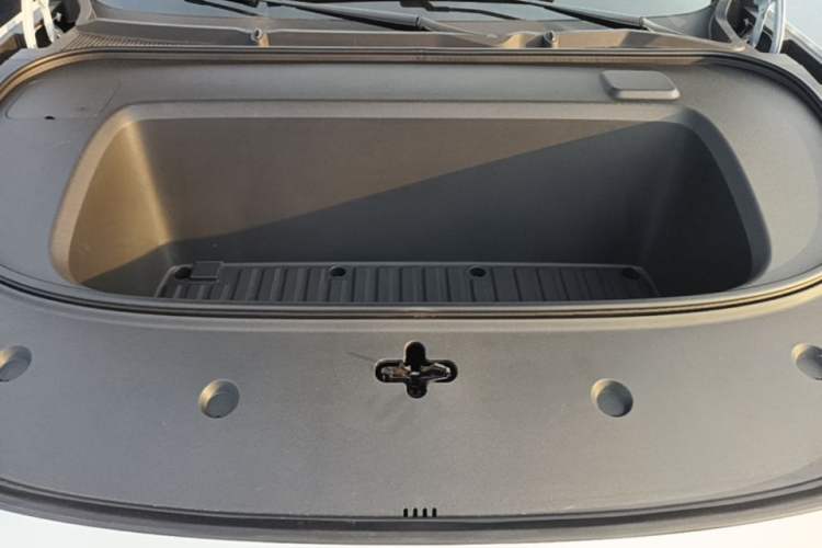 Used Deepal L06 2026 Model 670Ultra+ Laser Edition Engine Bay