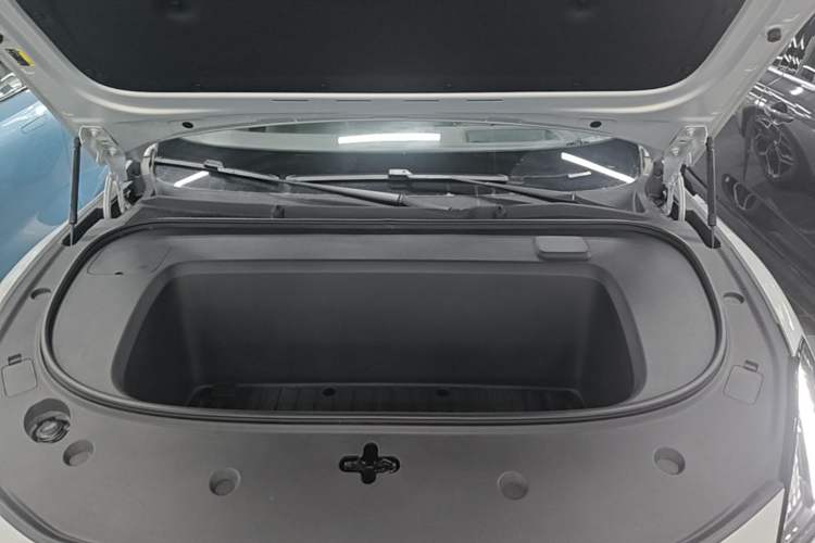 Used Deepal L06 2026 Model 560Ultra+ Laser Edition Engine Bay