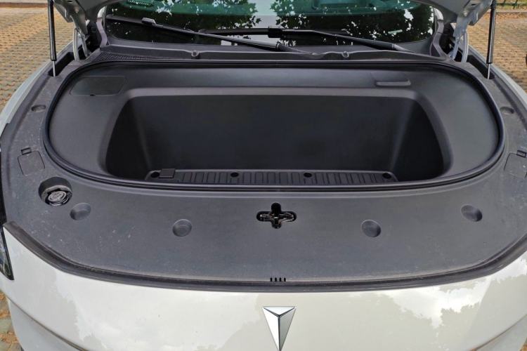 Used Deepal L06 2026 Model, 670 Max Engine Bay