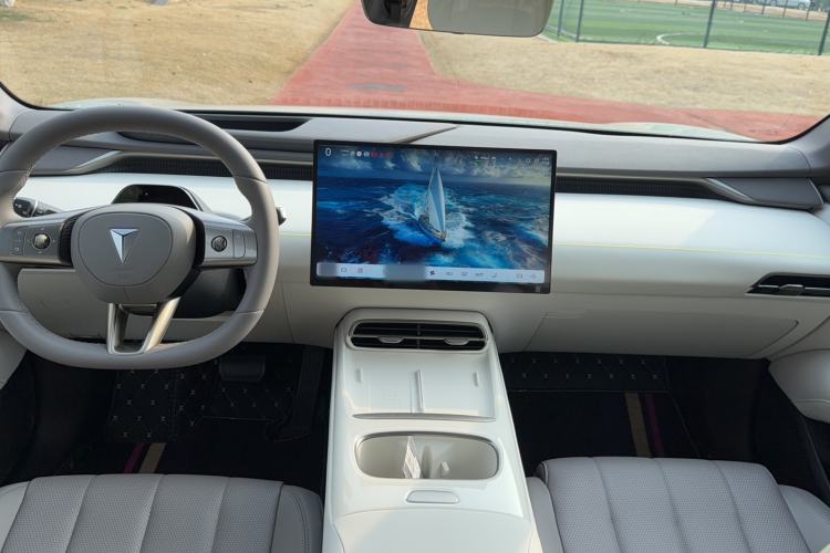 Used Deepal L06 2026 Model 560Ultra+ Laser Edition Interior 3