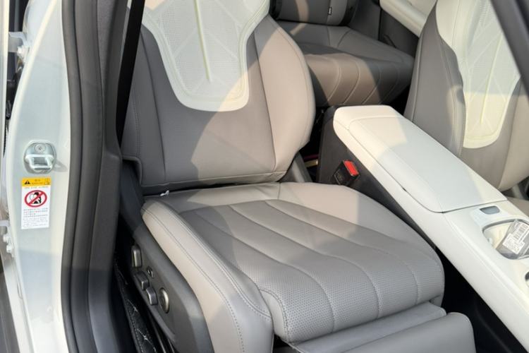 Used Deepal L06 2026 Model 560Ultra+ Laser Edition Interior 4