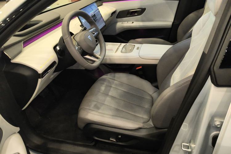 Used Deepal L06 2026 Model 560Ultra+ Laser Edition Left Front Seat