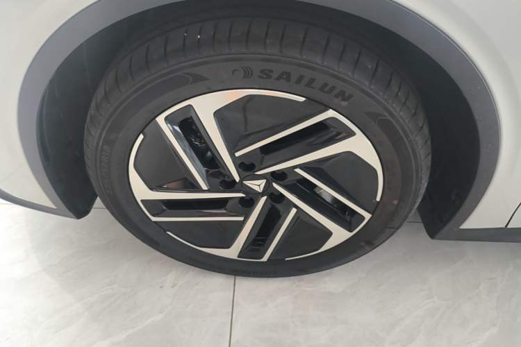 Used Deepal L06 2026 Model, 670 Max Left Front Wheel Hub