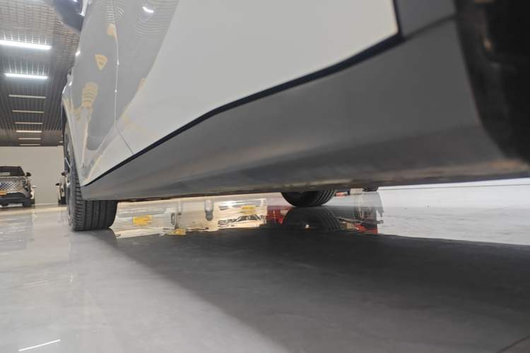 Used Deepal L06 2026 Model 670Ultra+ Laser Edition Left Side Sill