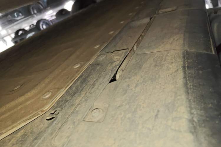 Used Deepal L06 2026 Model 670Ultra Laser Edition Left Side Sill